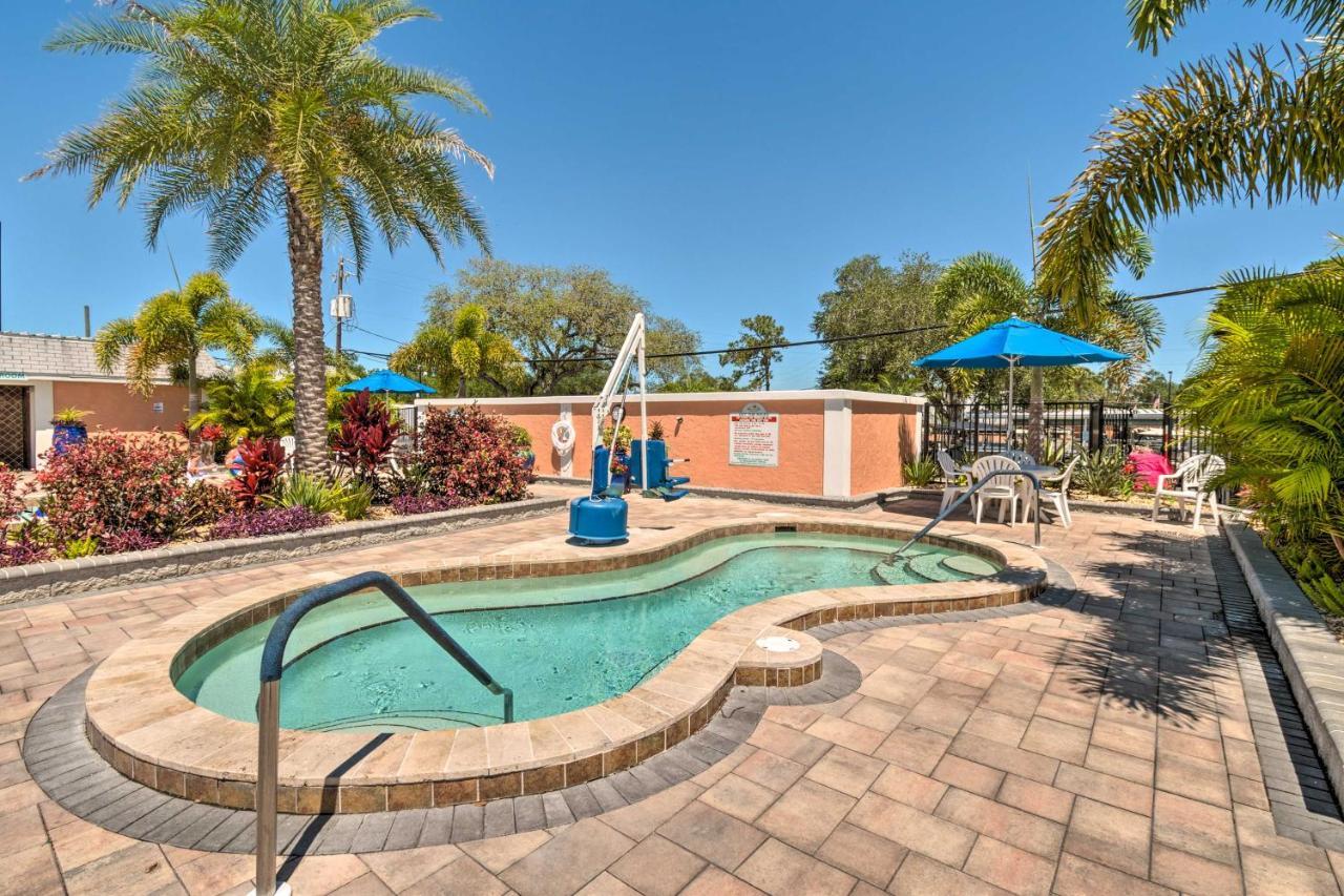 Bright Home Pool Access And Screened-In Porch! The Meadows Exterior photo